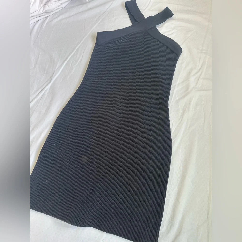 Aritzia Babaton Sculpt Knit Criss Cross Dress - Picture 8 of 9